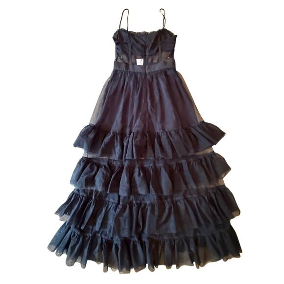 Showpo Black Maxi Dress - Picture 11 of 11